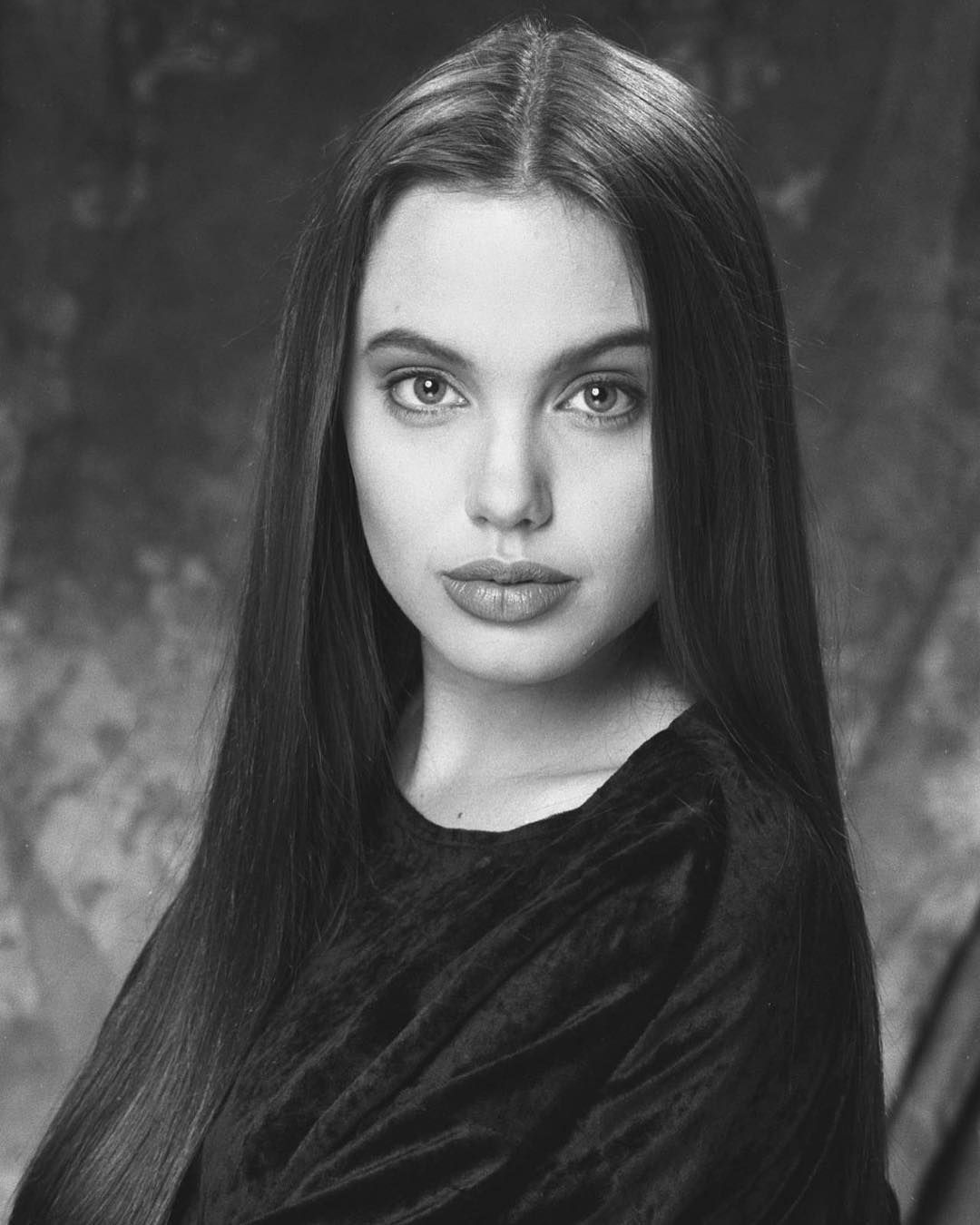 Angelina Jolie en sus primeros años de carrera